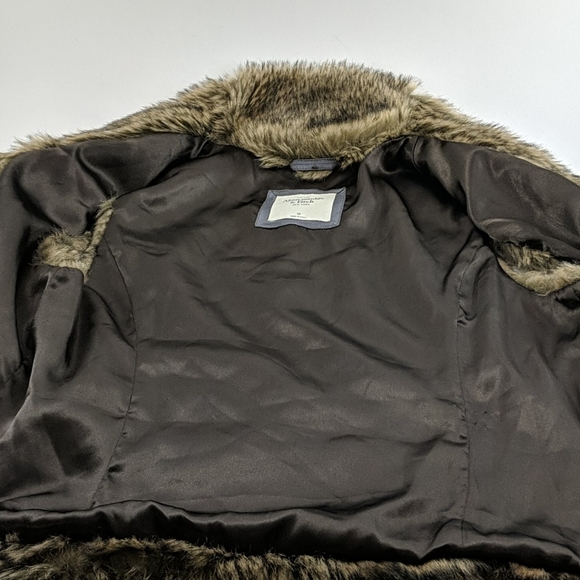 Abercrombie Fitch Women Faux Fur Vest Sz M - Picture 7 of 12